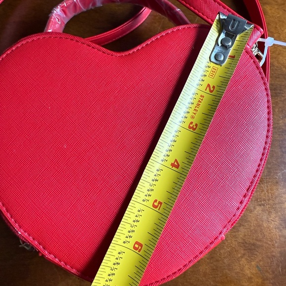 Like Dreams red heart shaped purse new with tags - Picture 4 of 4